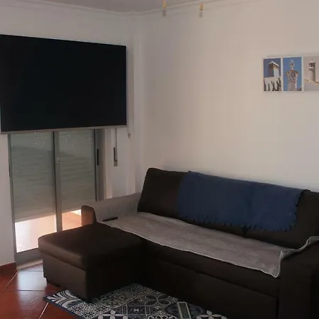 Сasa de vacaciones Pool & Garden Oura Flat *